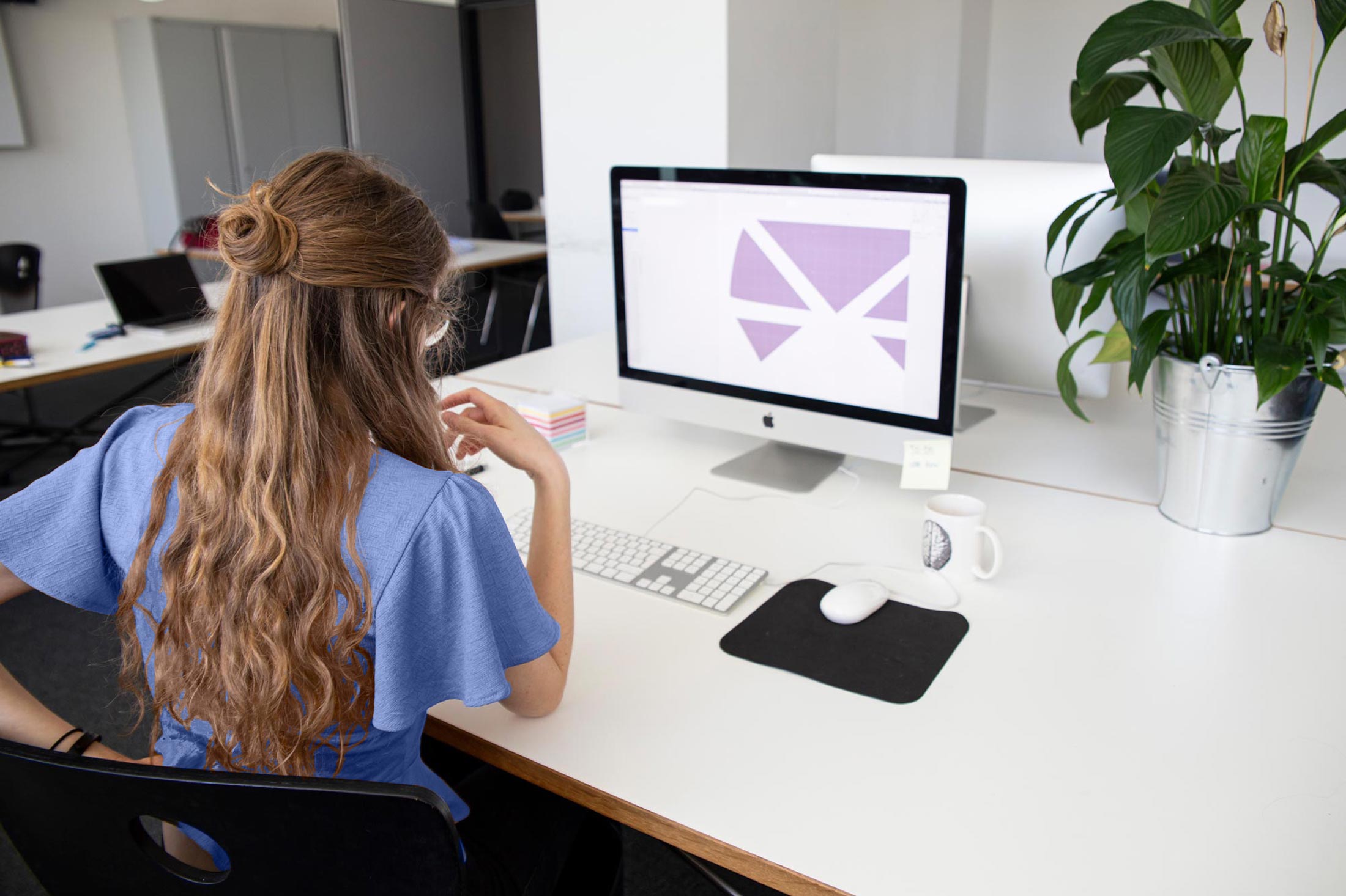 Back Pain while working at a desk